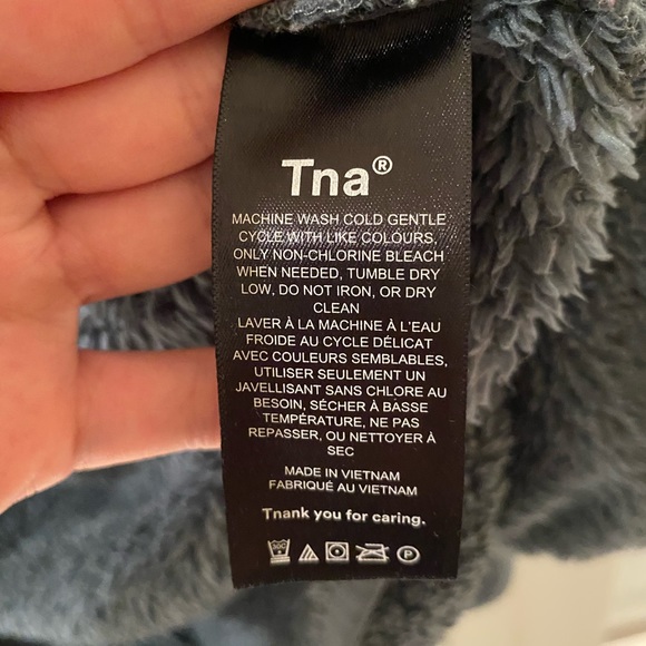 Aritzia Tna Fuzzy Zip-Up - Picture 6 of 11